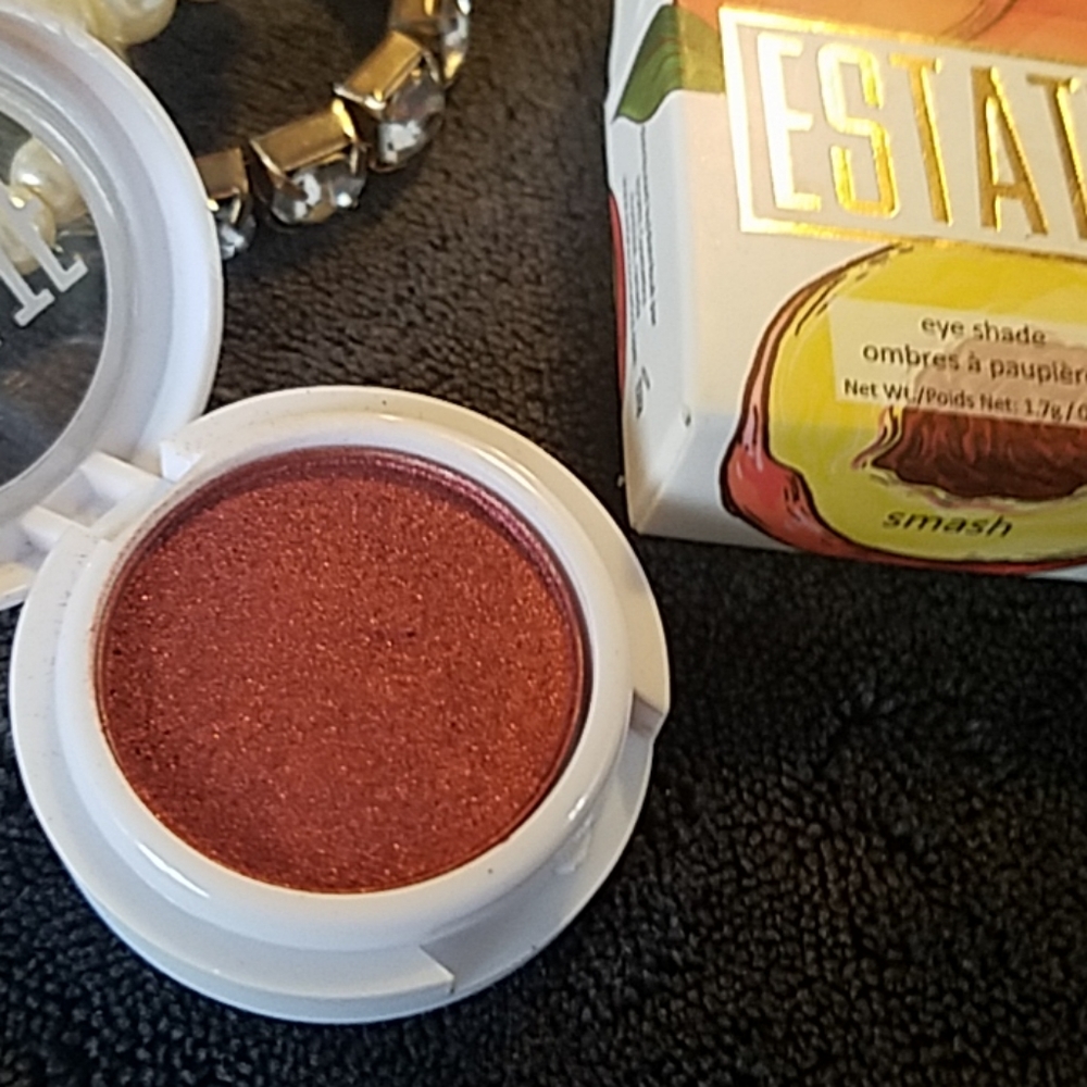 ESTATE eye shadow - Picture 3 of 4
